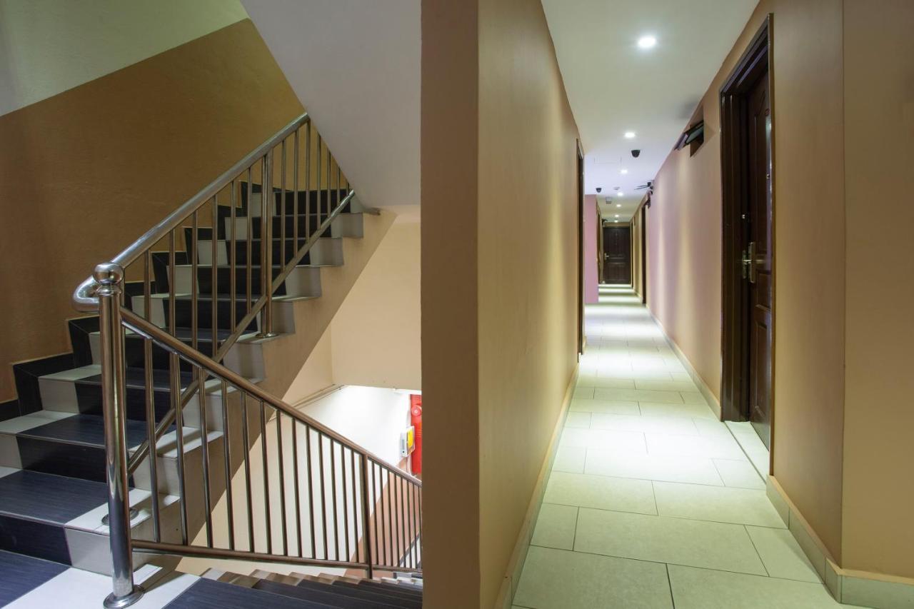 Oyo 90173 Hotel Mekong クアラルンプール エクステリア 写真